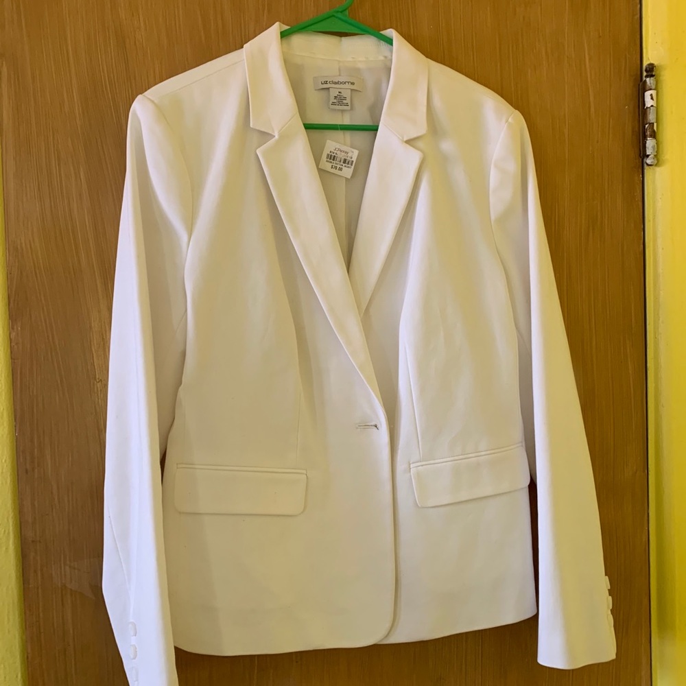 White women’s blazer Liz Claiborne